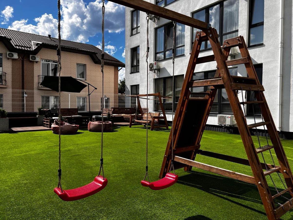 Nyvky Like Home - Studio - Apt 21 Kiev Esterno foto
